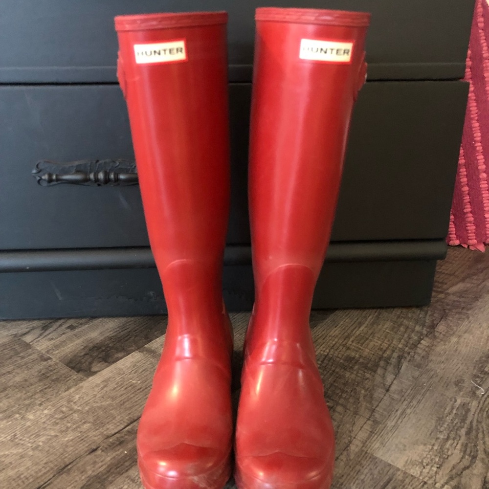 Hunter women’s 8 red rain boot